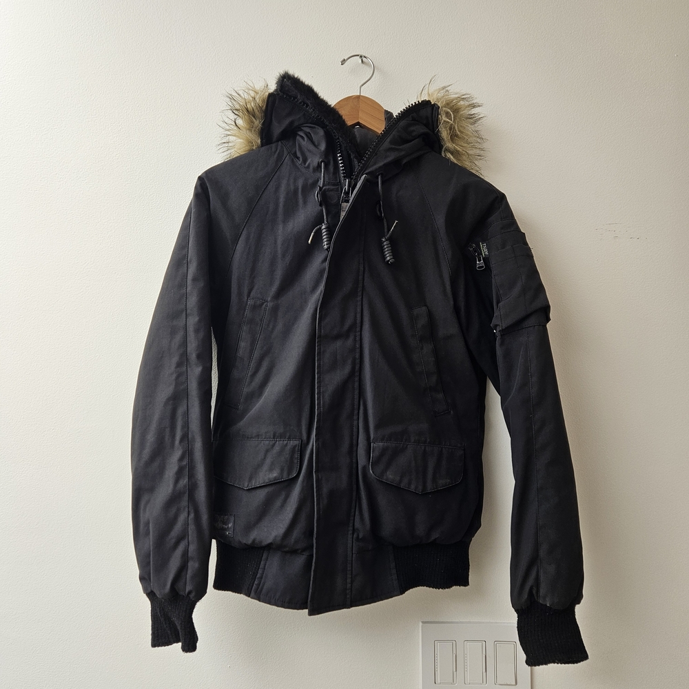 Aritzia TNA Winter Jacket S
